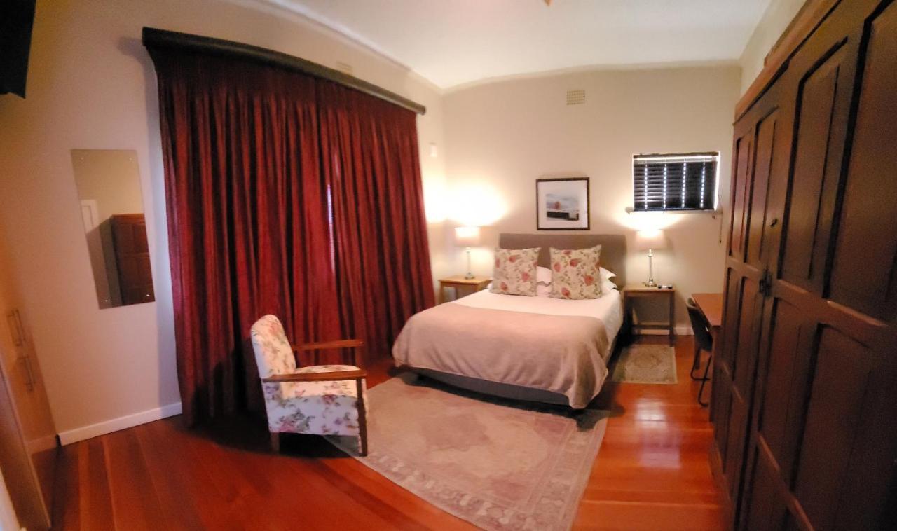 Harewood Lodge East London Esterno foto
